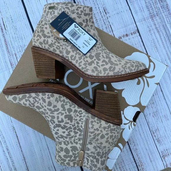 🤎NWT ROXY Booties 🤎 - Picture 1 of 5